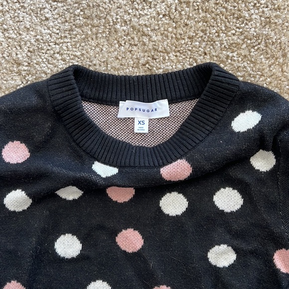 Polka Dotted Sweater - Picture 5 of 5